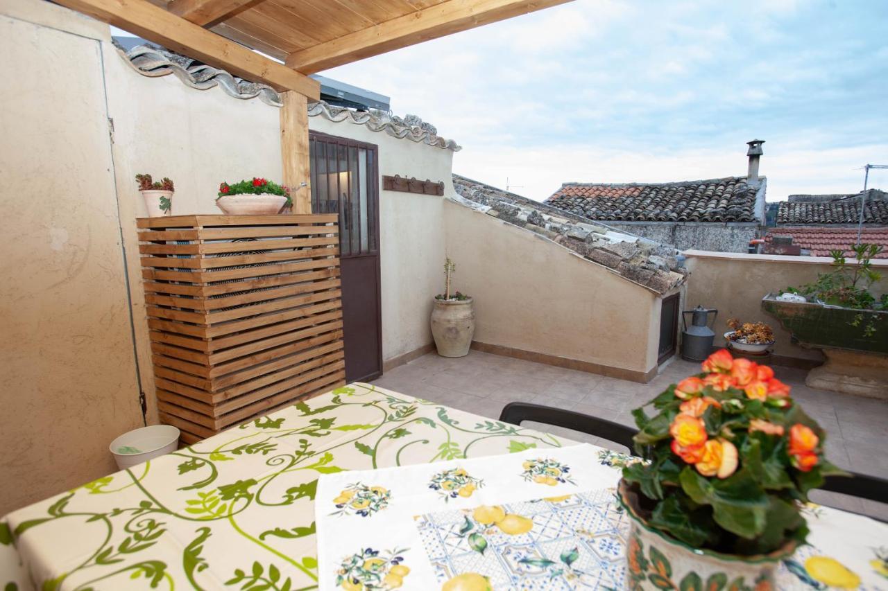 Si-Moutique Le Case Degli Avi Barocche, Con Terrazza Panoramica Modica Bagian luar foto
