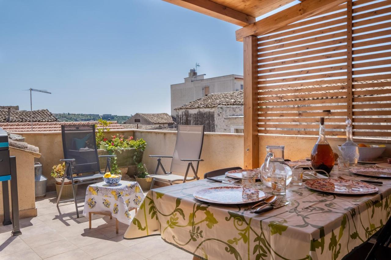 Si-Moutique Le Case Degli Avi Barocche, Con Terrazza Panoramica Modica Bagian luar foto