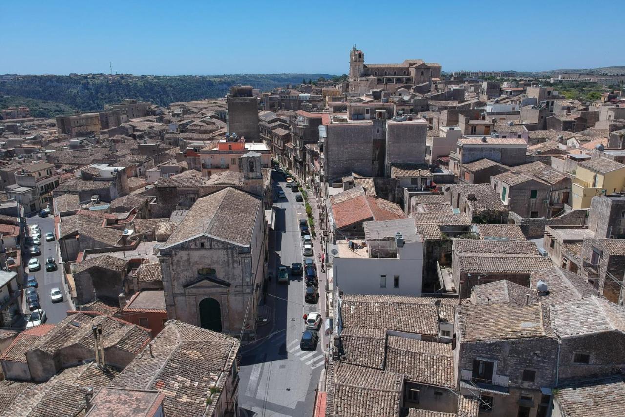 Si-Moutique Le Case Degli Avi Barocche, Con Terrazza Panoramica Modica Bagian luar foto