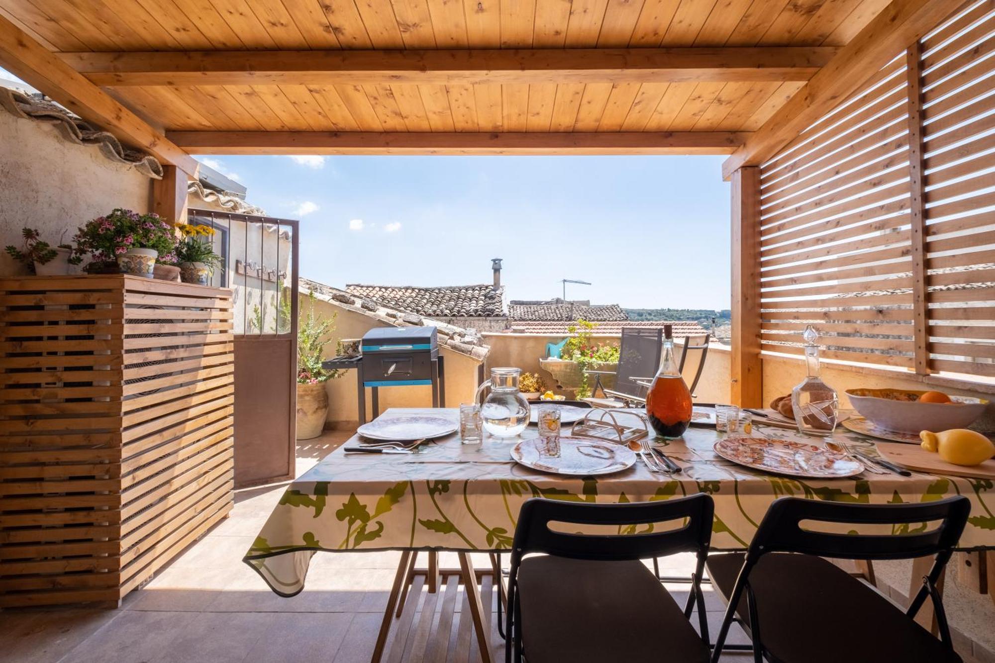 Si-Moutique Le Case Degli Avi Barocche, Con Terrazza Panoramica Modica Bagian luar foto