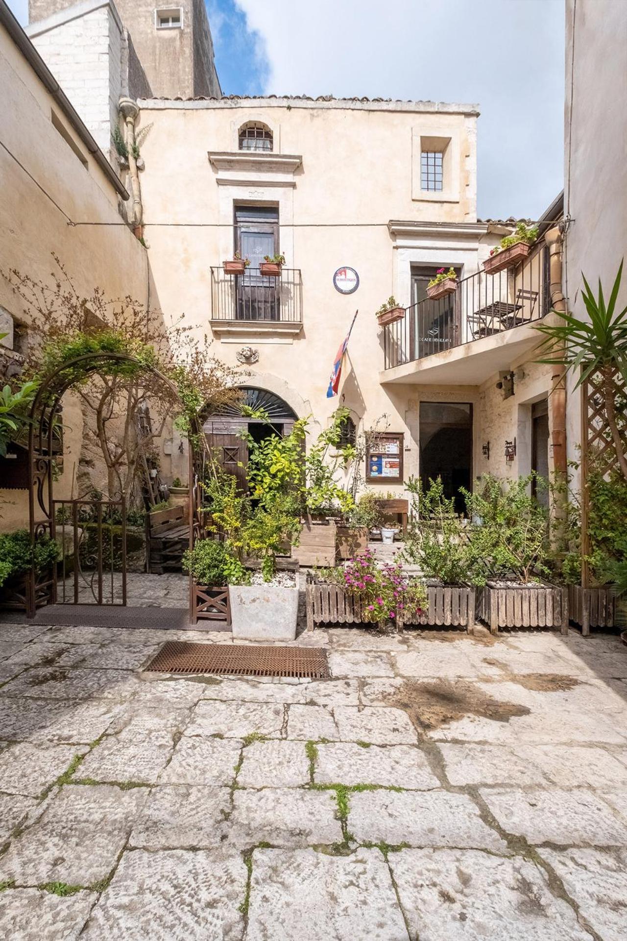 Si-Moutique Le Case Degli Avi Barocche, Con Terrazza Panoramica Modica Bagian luar foto
